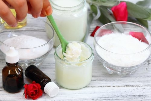 Esfoliante de bicarbonato para a pele