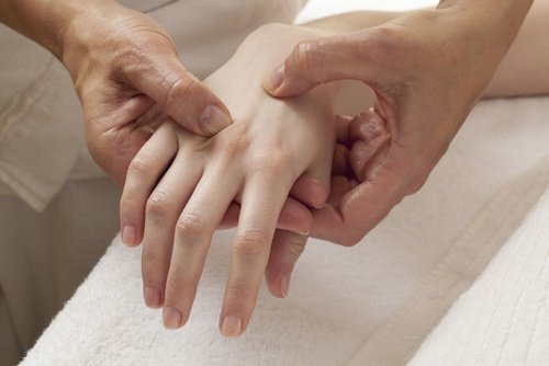 Massagem para dores articulares