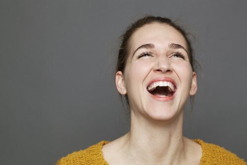 Emoções como a felicidade afetam ao coração e ao intestino delgado.