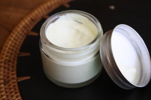 Creme para pés de galinha