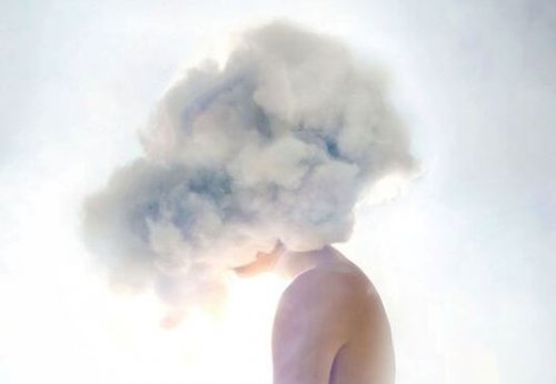 A pior tormenta é aquela que se forma em nossa mente A pior tormenta é aquela que se forma em nossa mente