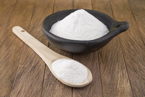 Bicarbonato para combater os fungos nas unhas