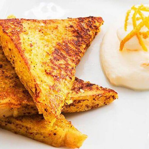 Café da manhã proteico à base de pão