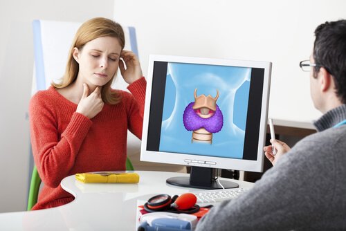 Problemas de tireoide podem levar a uma menstruação irregular