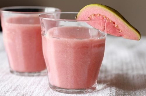 13 grandes benefícios do suco de goiaba