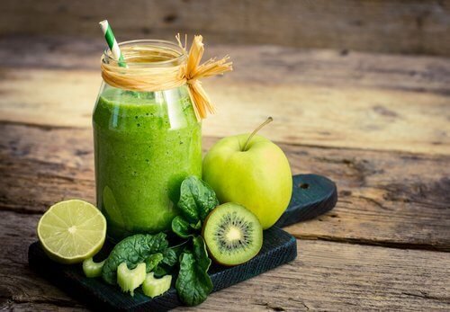 suco-verde-cafe-da-manha