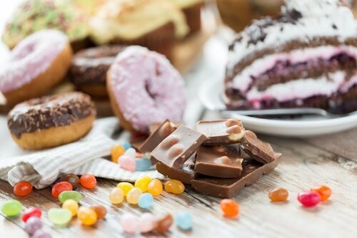 Vontade de comer doces pode ser um sinal de que o intestino está doente