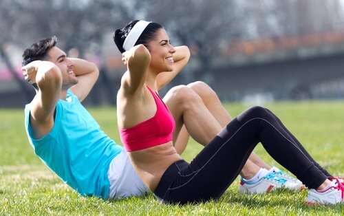 Faça uma rotina de exercícios combinada para perder peso