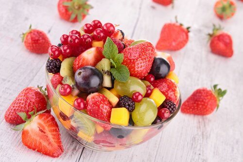 Frutas podem ser consumidas em jejum