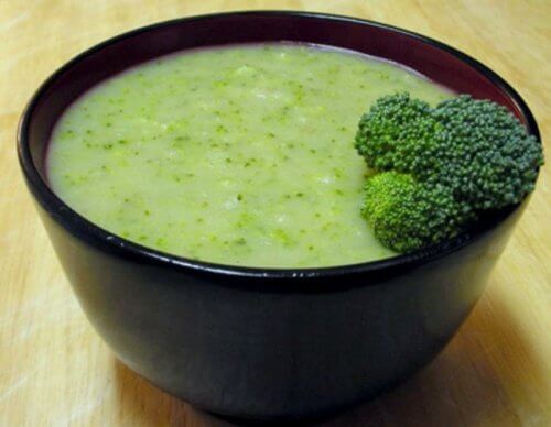 Creme de verduras para combater a dor