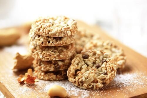 Biscoitos supernutritivos à base de coco, aveia e sementes