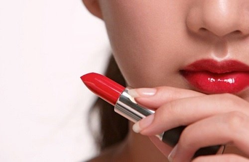 Estes são os produtos de beleza que você precisa parar de usar Estes são os produtos de beleza que você precisa parar de usar