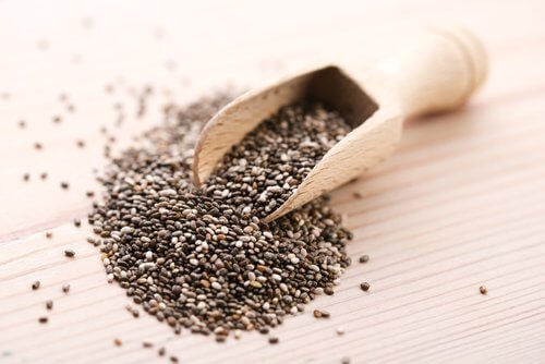 Sementes de chia na mesa
