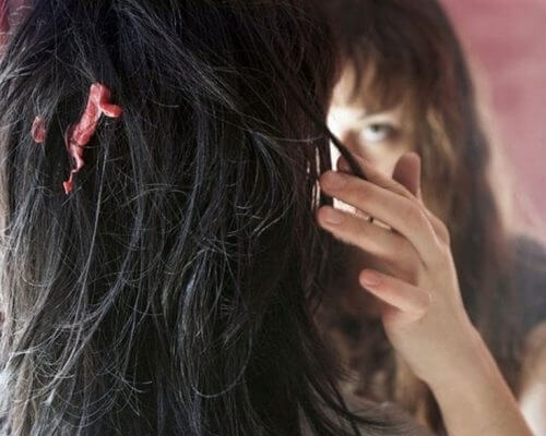 A Coca-Cola pode ajudar a tirar chiclete do cabelo
