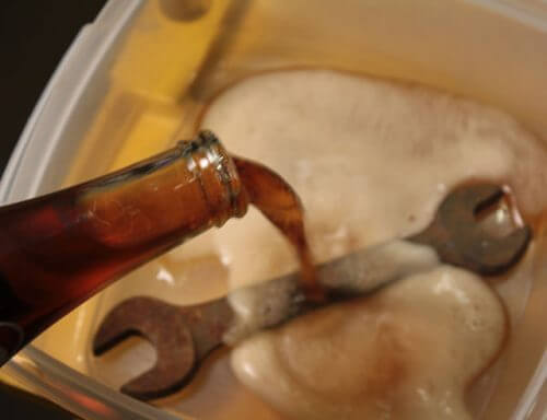 A Coca-Cola pode ajudar a limpar óxidos