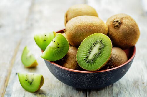 Frutas para prevenir a osteoporose