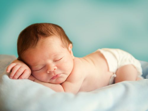 Reduza as cólicas do bebê com estes 4 remédios caseiros