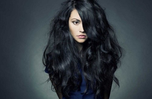 Mulher que não gosta de dar explicações