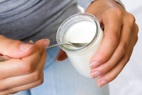 Iogurte natural contra o mau hálito
