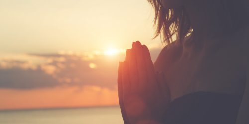 “Namastê” e meditação