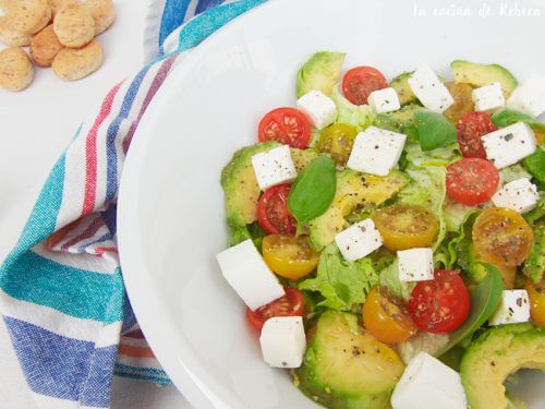 Receita de salada para desinchar o abdômen