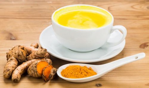 Cúrcuma com leite para reduzir a dor da artrite