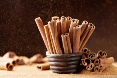 As 10 propriedades da canela para a saúde