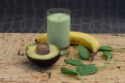 Vitamina de abacate para reduzir o estresse