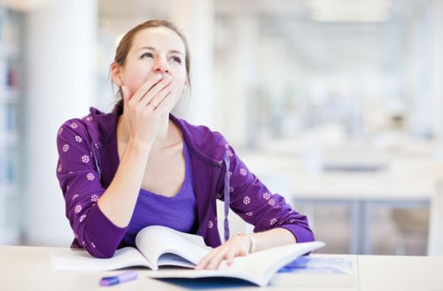 O cansaço é um dos sintomas de desequilíbrio hormonal