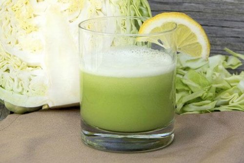 Suco de repolho para combater a gastrite