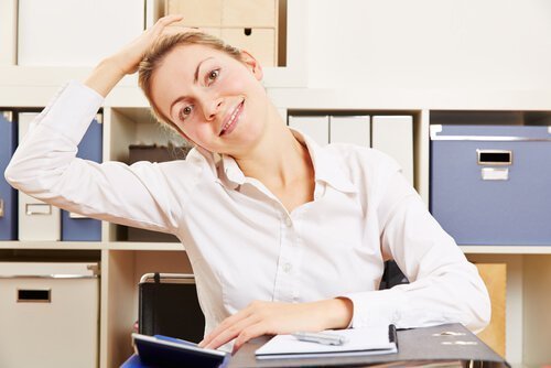 Alongar ajuda a aliviar a dor no pescoço