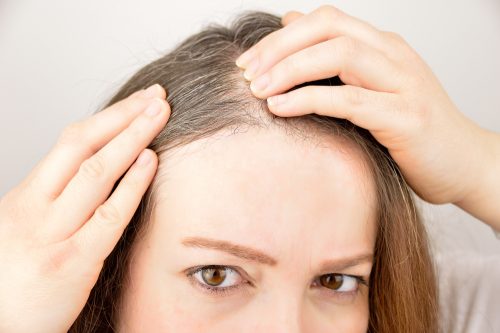 6 ervas e especiarias que estimulam o crescimento do cabelo