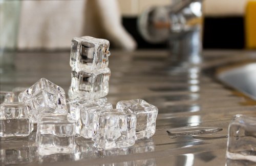 Cubos de gelo mais rápidos é um truque culinário