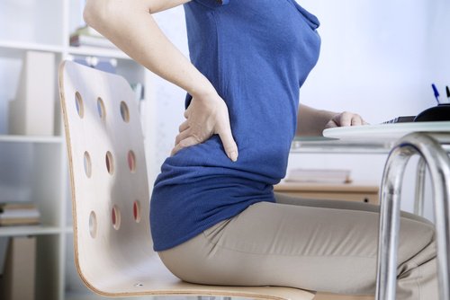 Cuide da postura para prevenir a osteoporose