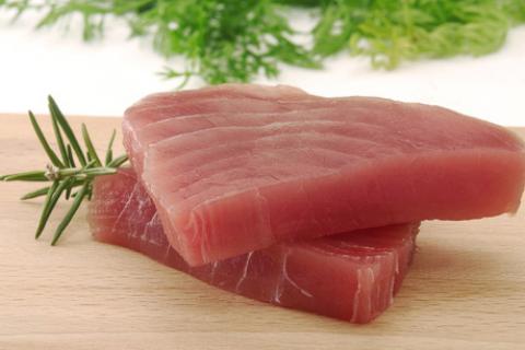 Atum para aumentar a ingestão de proteínas