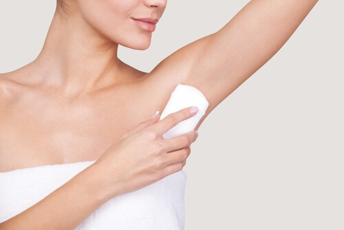 O desodorante é um produto de beleza que não deve ser compartilhado