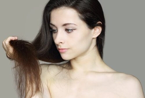 7 razões pelas quais o cabelo cai e como deter a queda 7 razões pelas quais o cabelo cai e como deter a queda