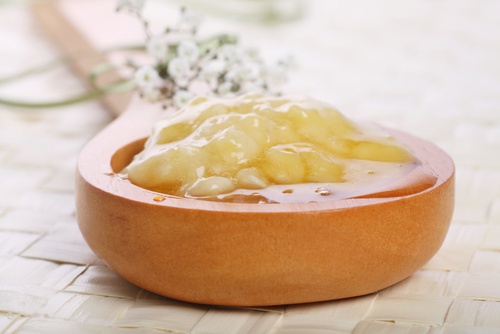 Condicionador de banana e limão para controlar o frizz