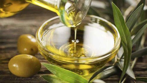 Azeite de oliva ajuda a tratar a hipertensão