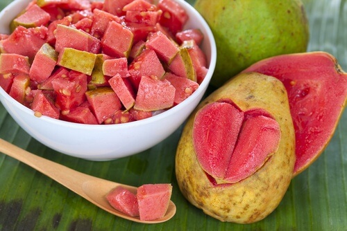 Goiaba em pedaços