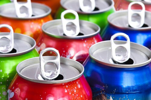 Latas de refrigerante