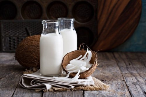 Leite de coco para o cabelo