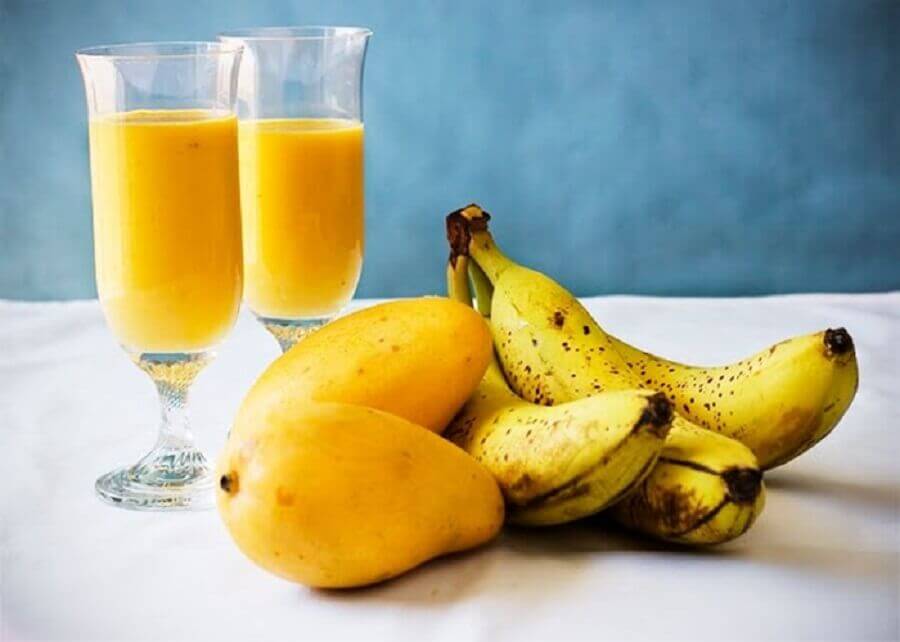 Suco de manga e banana
