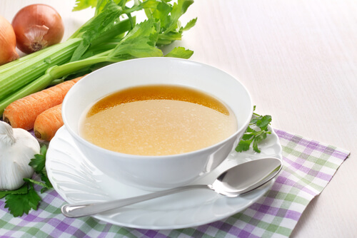 Para parar o vômito ingira alimentos leves