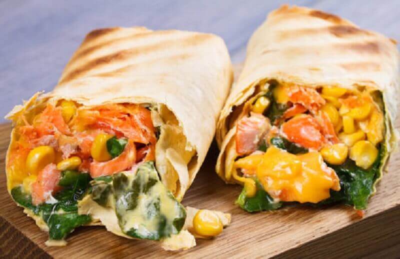 Burritos de milho e vegetais