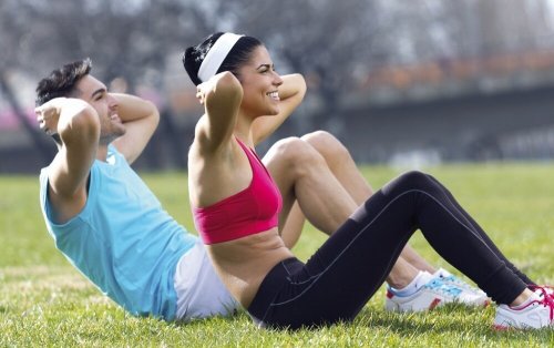 Praticar exercícios físicos ajuda a evitar o sono de manhã