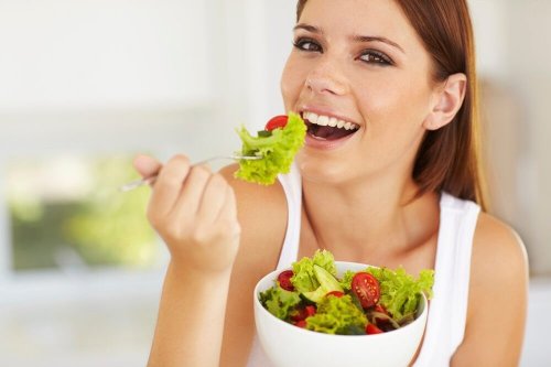 Saladas podem ser uma refeição diária para perder peso