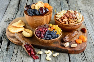 Sabia que os frutos secos ajudam a perder peso?