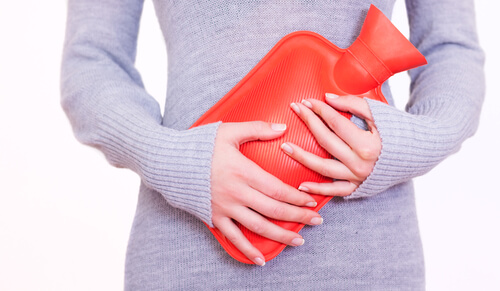 A bolsa de água quente pode combater a insônia