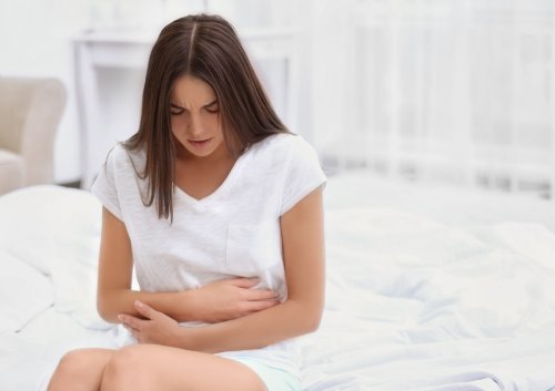 O fígado gordo pode gerar dores abdominais
